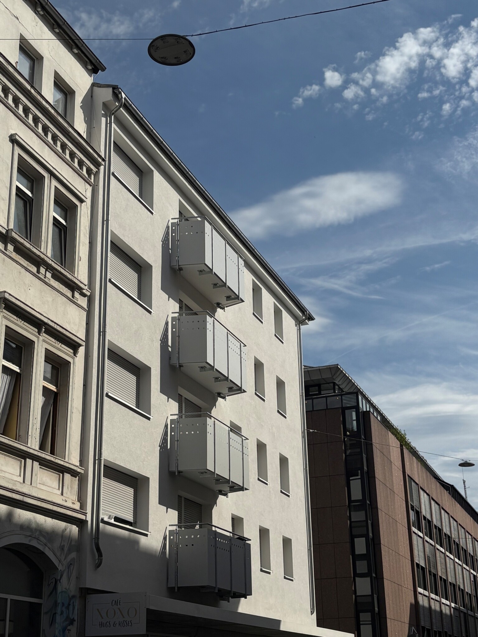 Fassadenerneuerung & Balkonanbringung